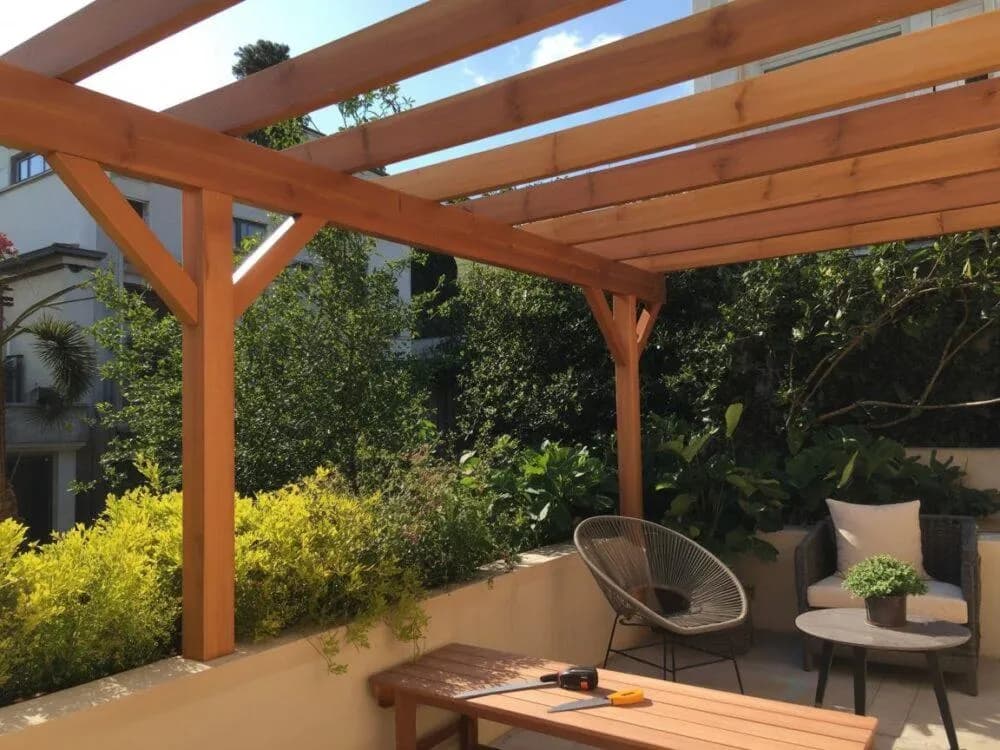 Jak zrobić zadaszenie tarasu na działce: materiały i etapy budowy Jak zrobić zadaszenie tarasu na działce: materiały i etapy budowy