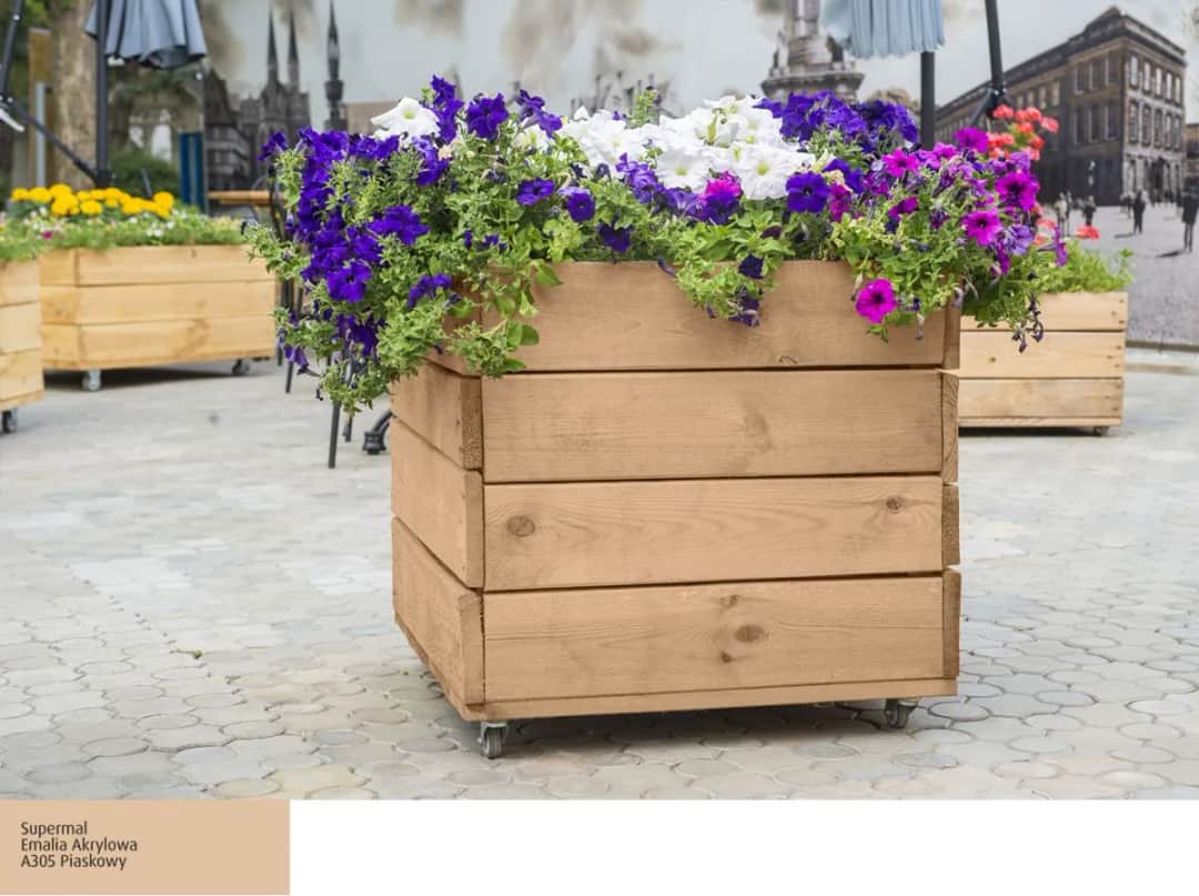 Jak zrobić kwietnik z doniczek – proste instrukcje krok po kroku